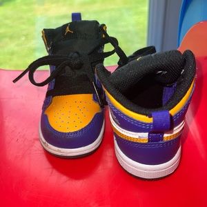 Jordan size 6 toddler